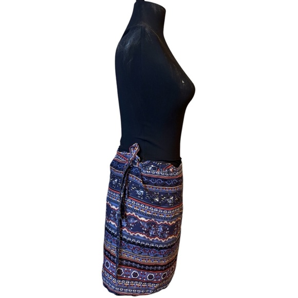 Multicolored Mini Wrap Pencil Skirt for Casual Wear - Picture 5 of 8